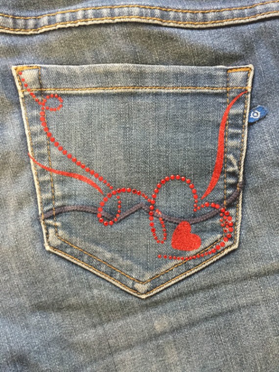 Motif strass poche coeur